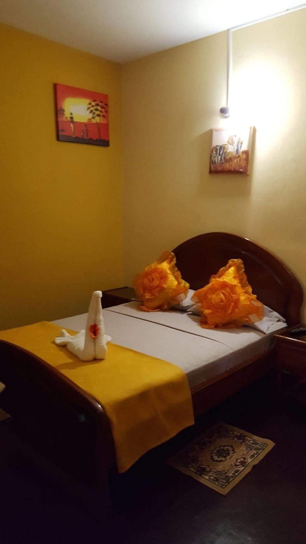 Chez Loutcha Residencial Hotel