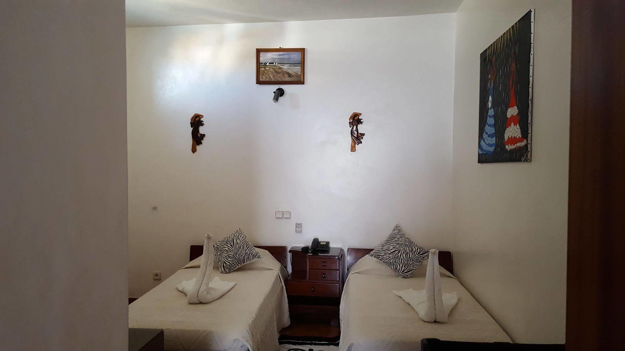Chez Loutcha Residencial Hotel