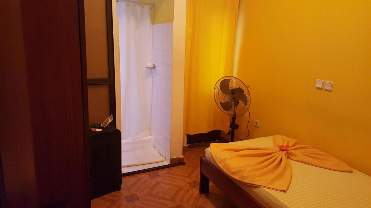 Hotel Chez Loutcha Residencial 2*